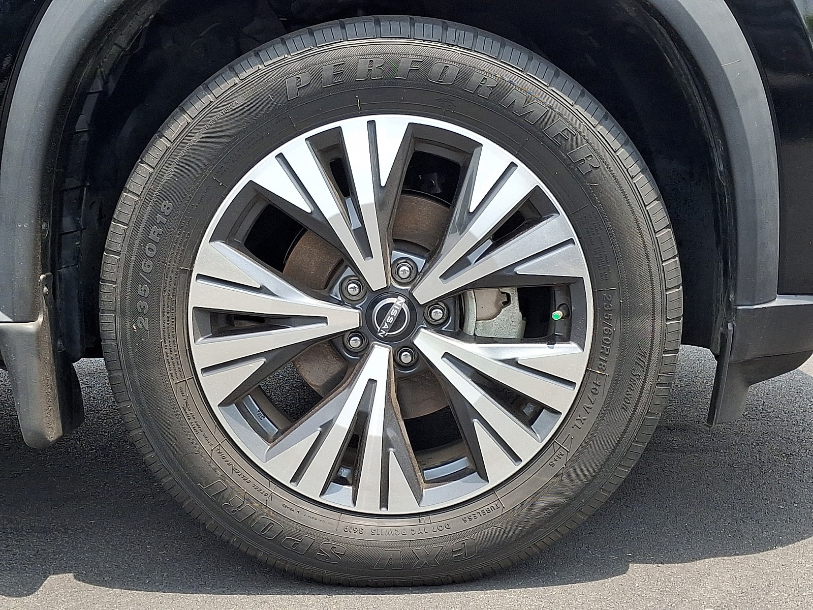 2023 Nissan Rogue SV - Photo 8
