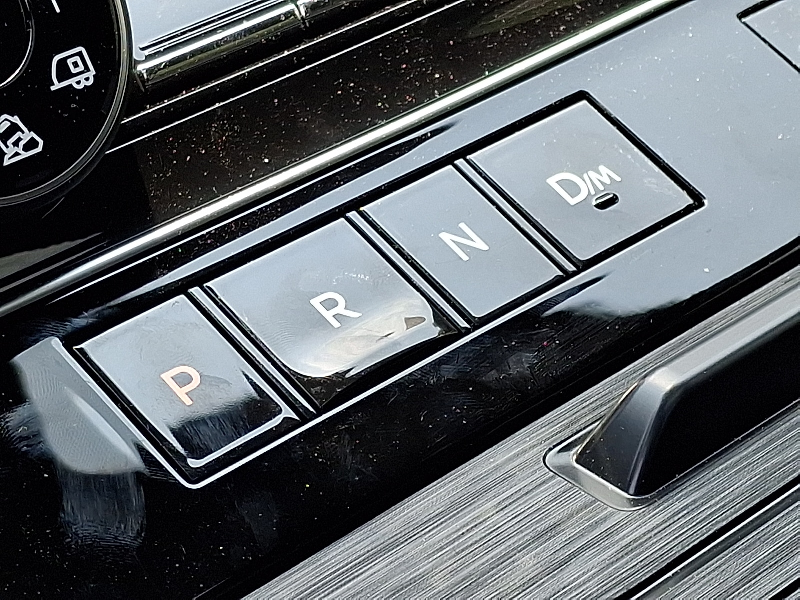 2025 Nissan Armada PRO-4X - Photo 11