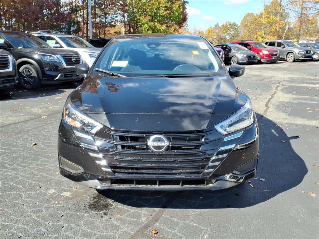 New 2025 Nissan Versa 1.6 S Sedan