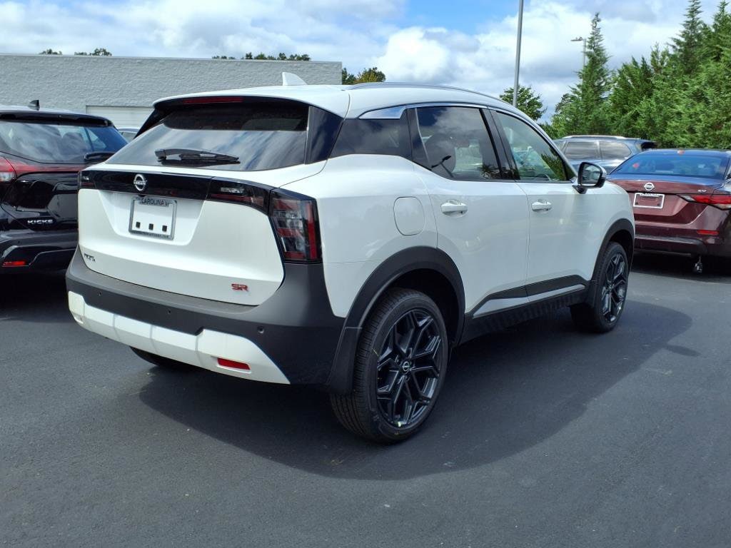 New 2025 Nissan Kicks SR SUV