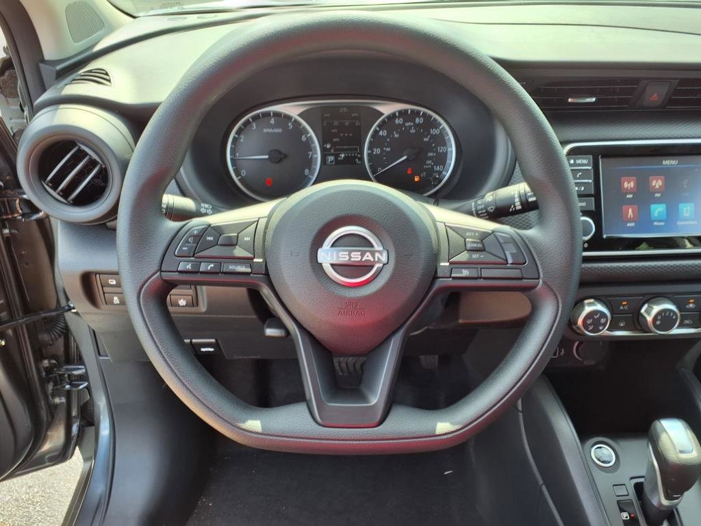 2025 Nissan KICKS PLAY Base - Photo 12