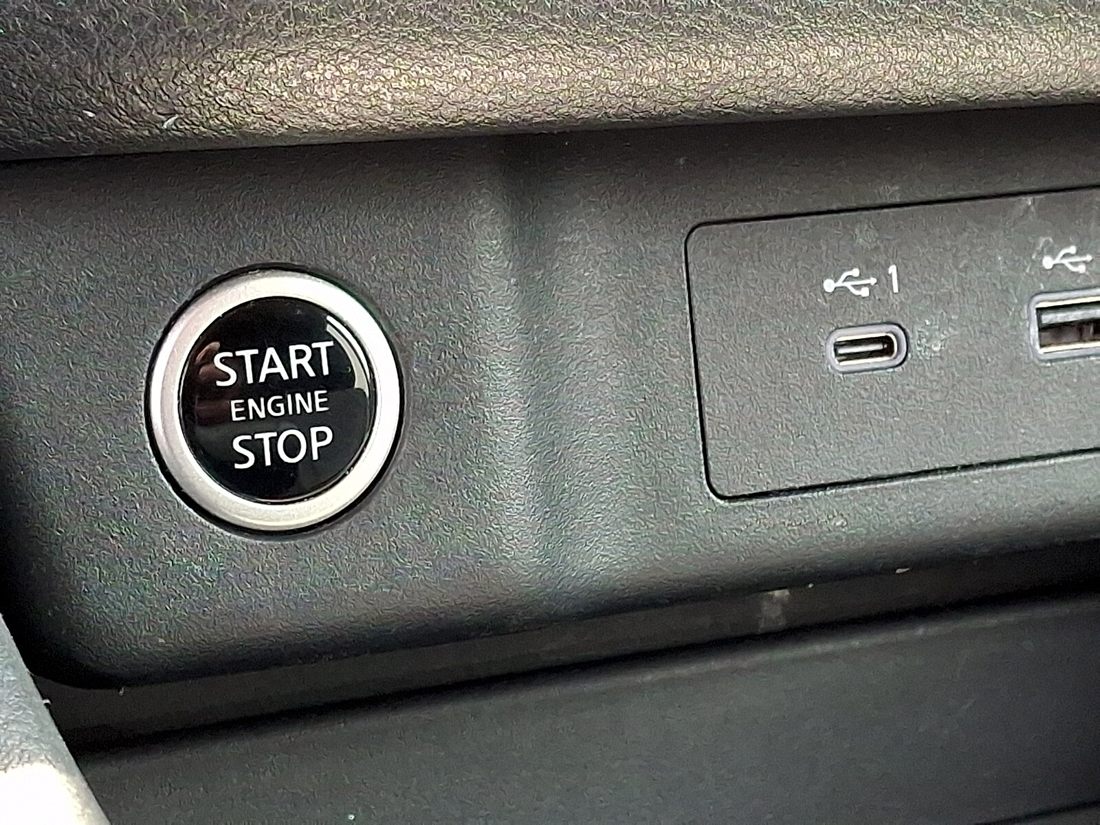 2023 Nissan Rogue SV - Photo 22