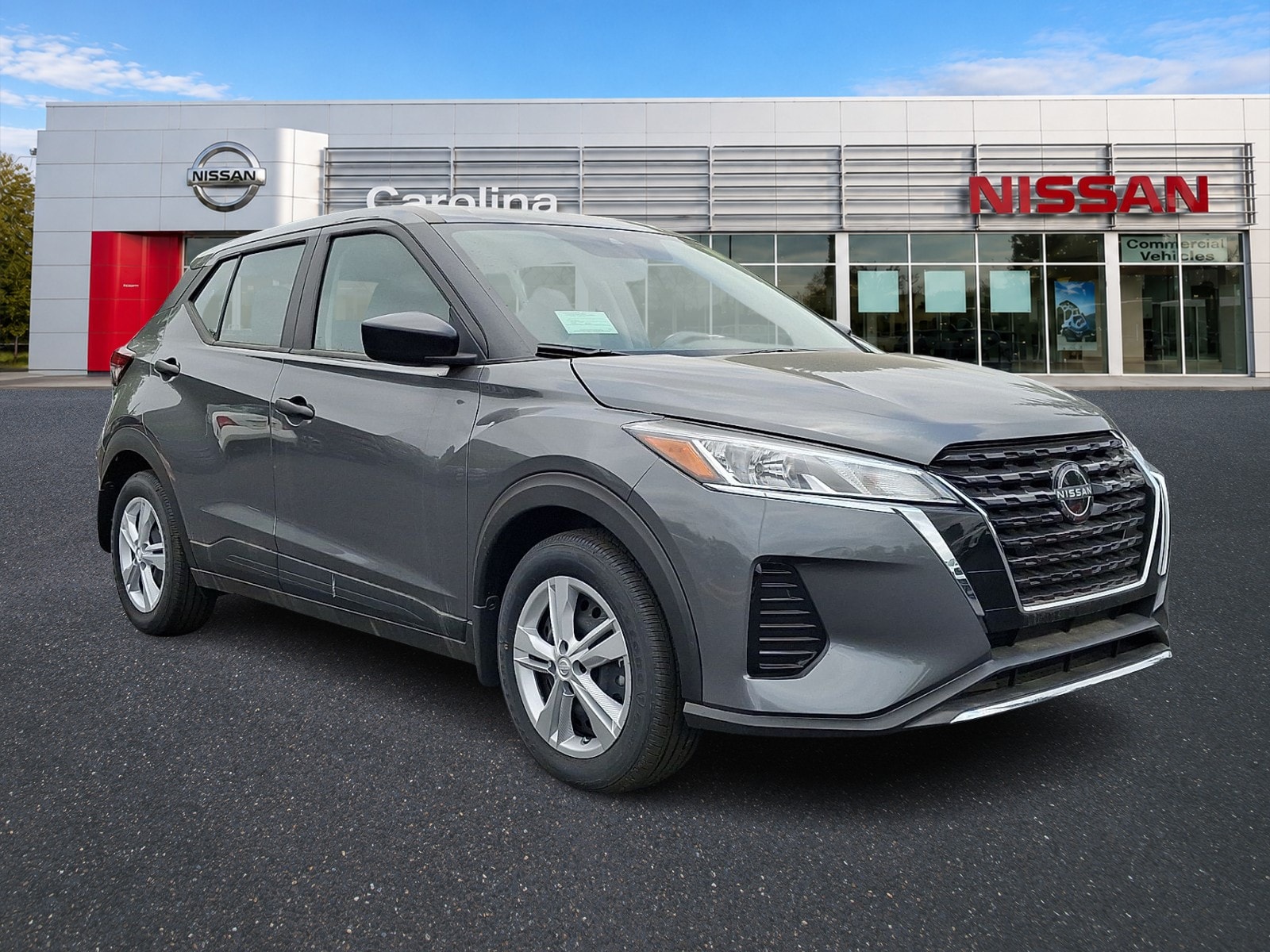 2025 Nissan Kicks Play 1.6 FWD's photo
