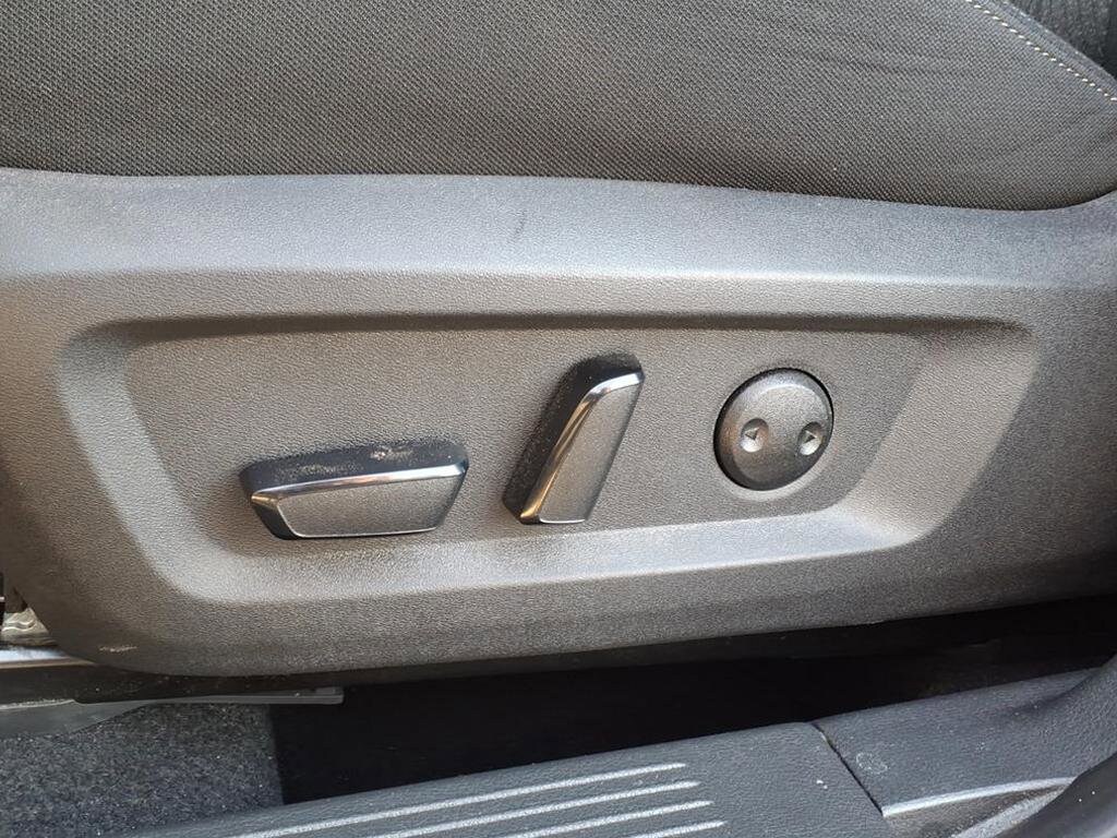 Used 2024 Nissan Rogue SV SUV