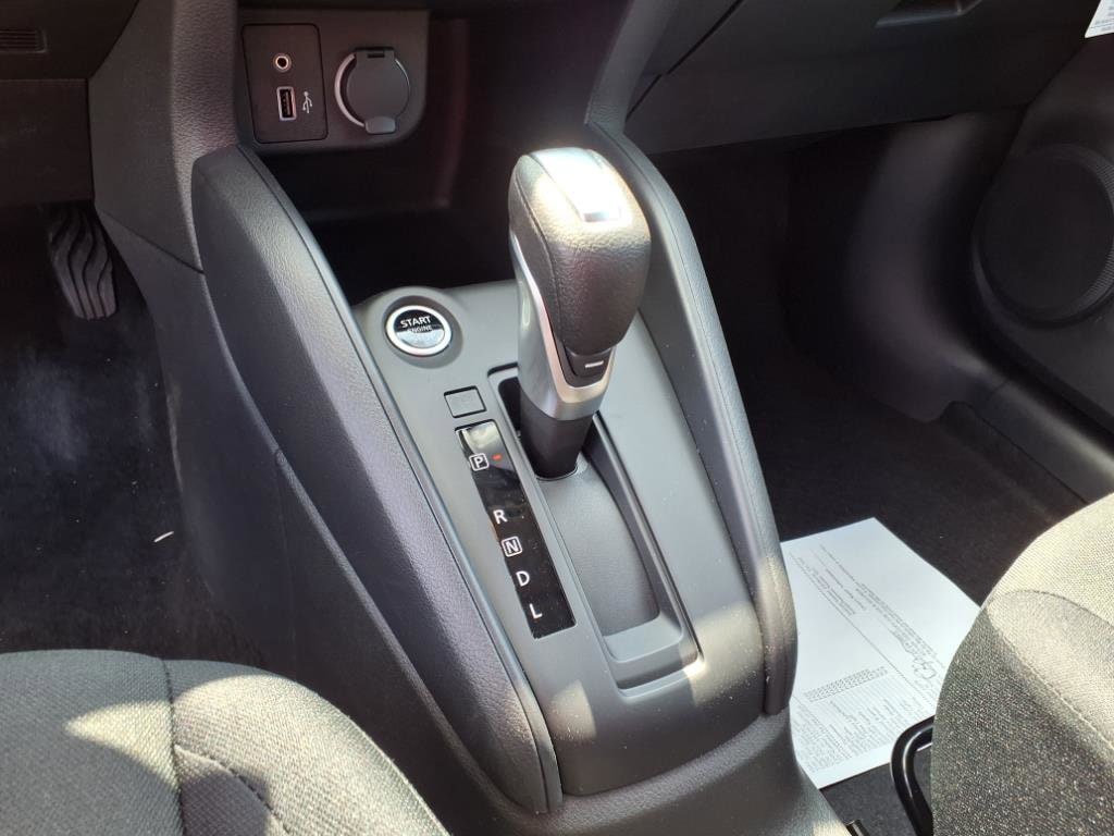 2025 Nissan KICKS PLAY Base - Photo 11