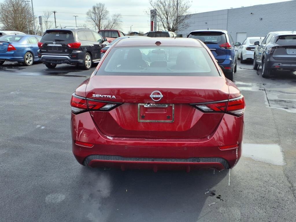 2025 Nissan Sentra SV photo 4