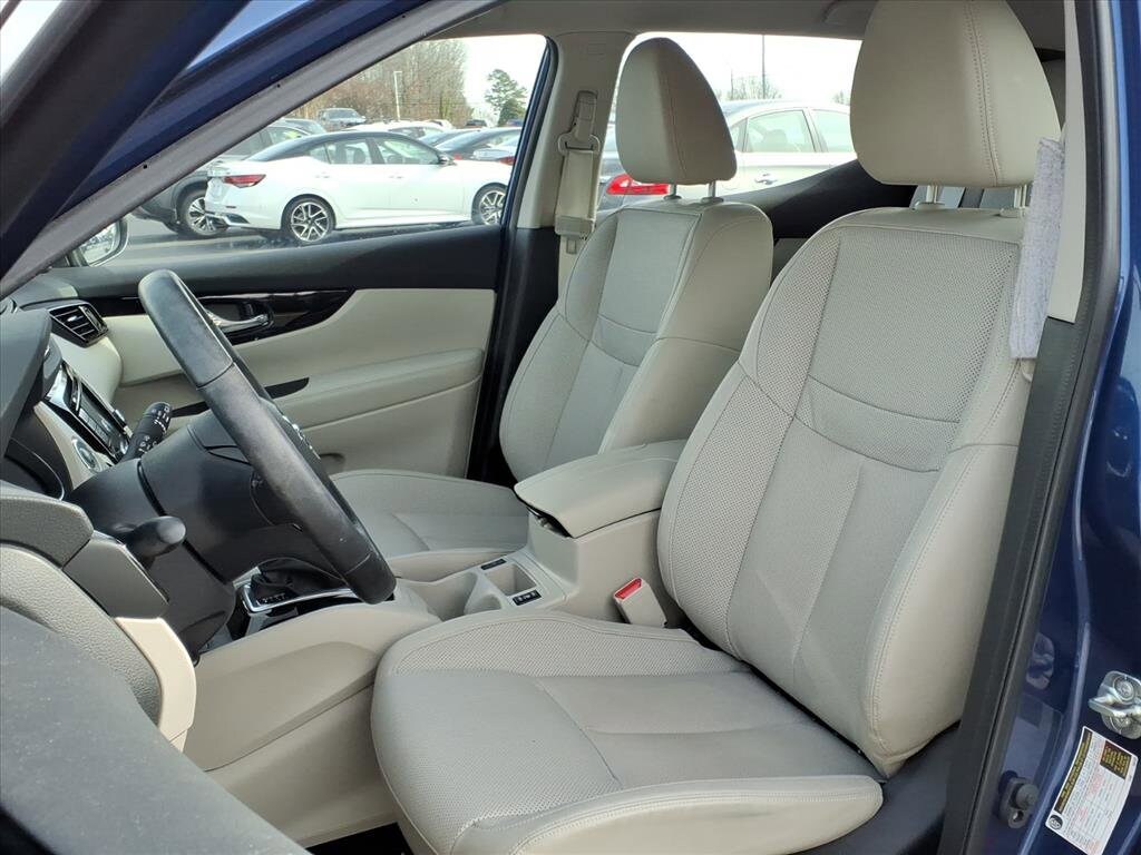 Used 2022 Nissan Rogue Sport SL SUV