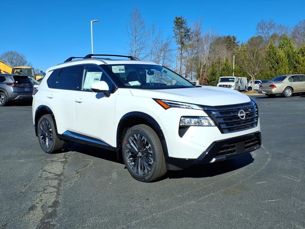 2026 Nissan Rogue Platinum's photo