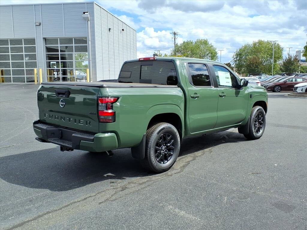 2026 Nissan Frontier Crew Cab SV photo 3