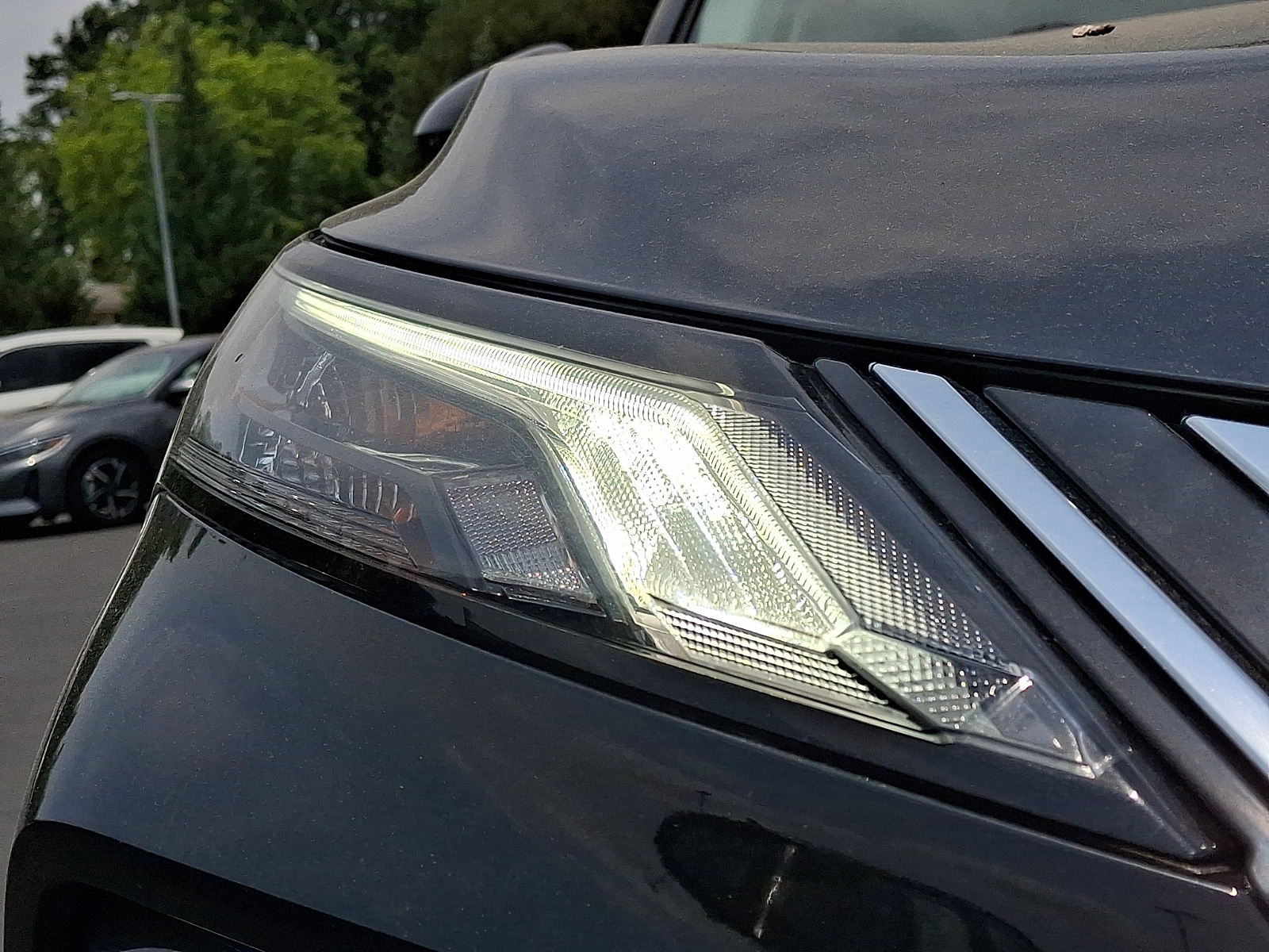2023 Nissan Rogue SV - Photo 9