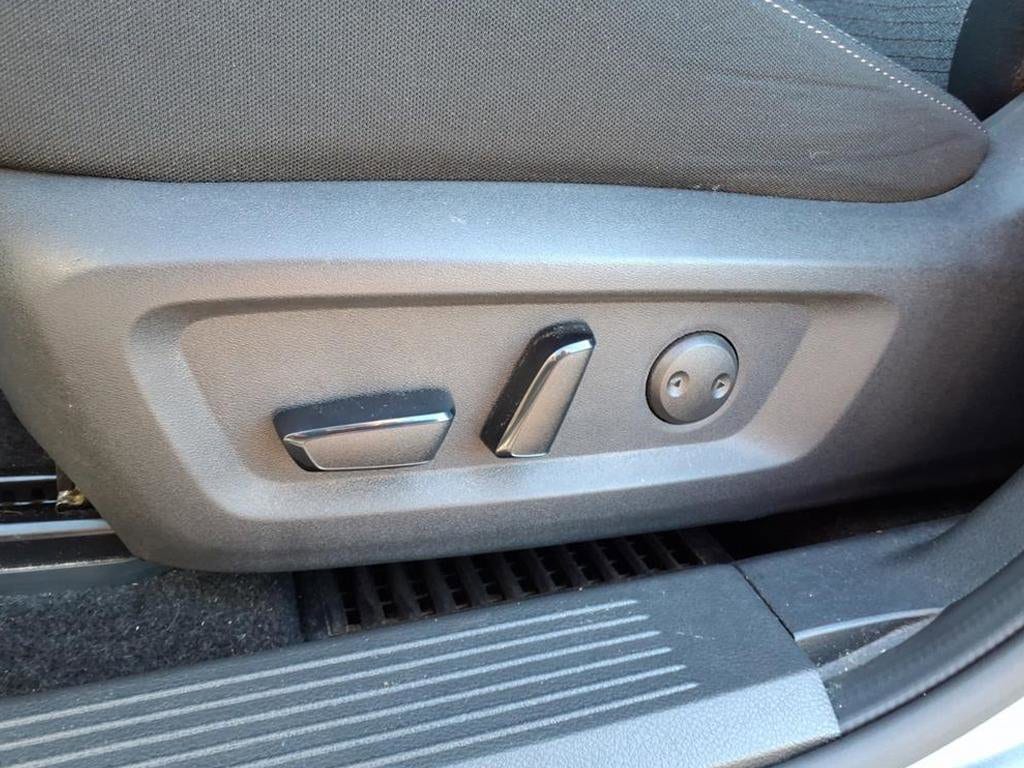 Used 2023 Nissan Rogue SV SUV