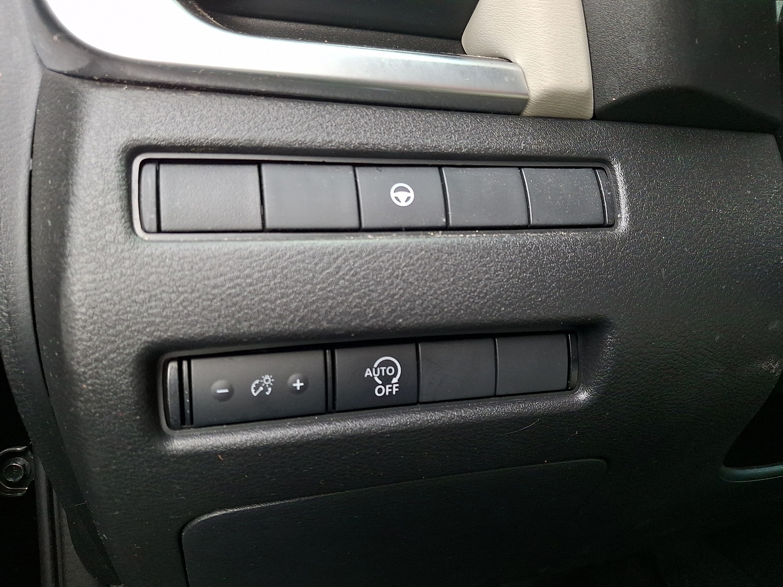 2023 Nissan Rogue SV - Photo 25