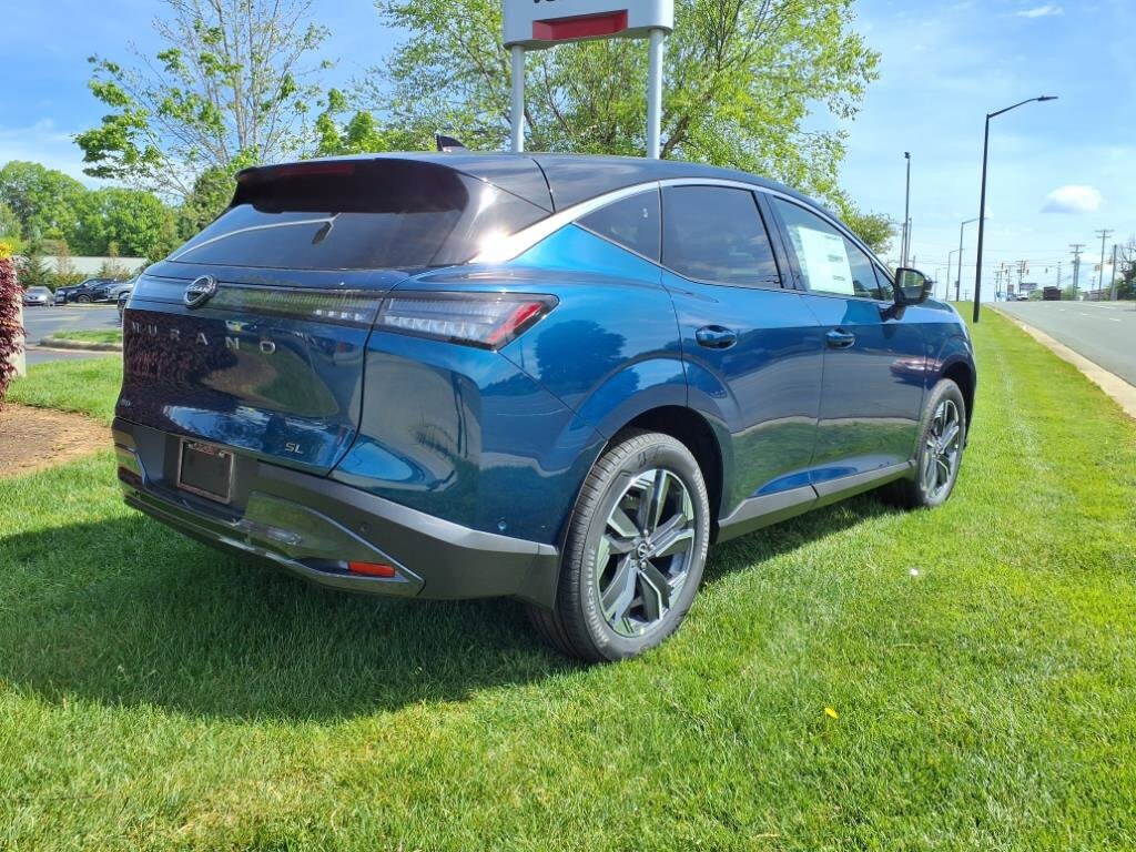 2025 Nissan Murano SL photo 3