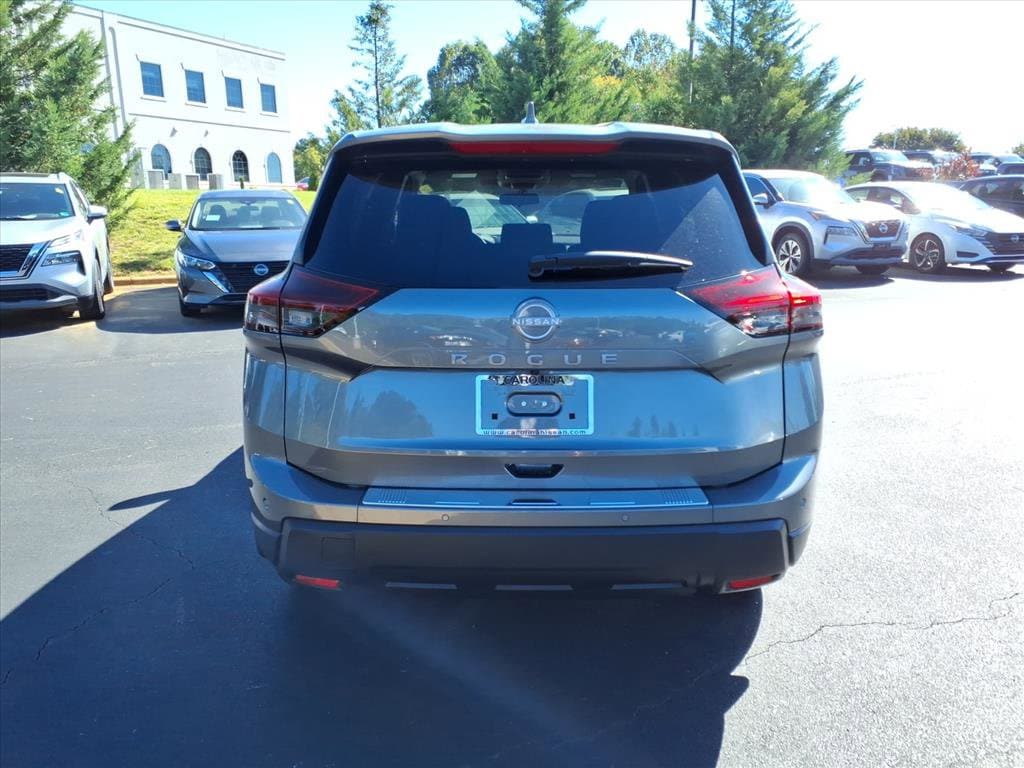 New 2026 Nissan Rogue SV SUV