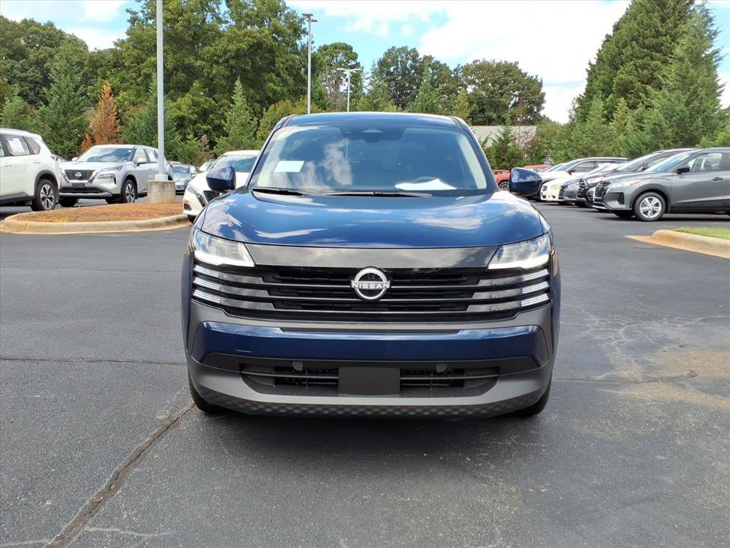 New 2025 Nissan Kicks SV SUV