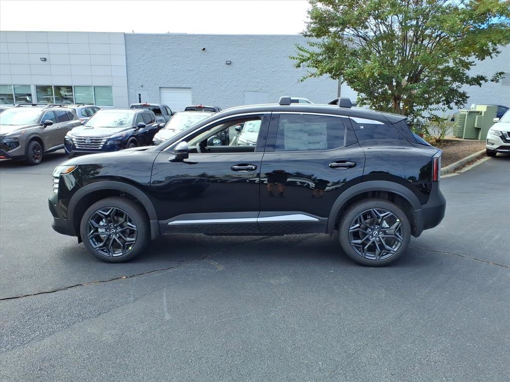 New 2026 Nissan Kicks SR SUV