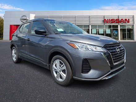 2025 Nissan Kicks Play S SUV