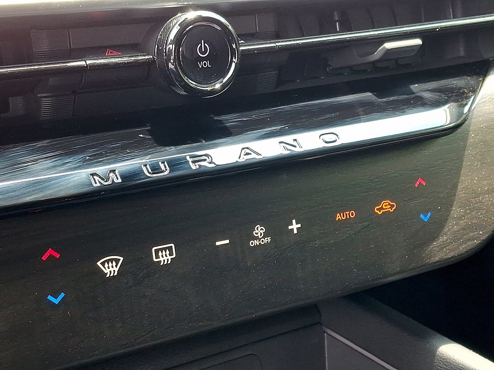 2025 Nissan Murano SL - Photo 11