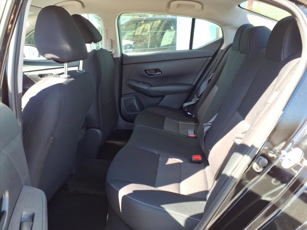 New 2025 Nissan Sentra SV Sedan