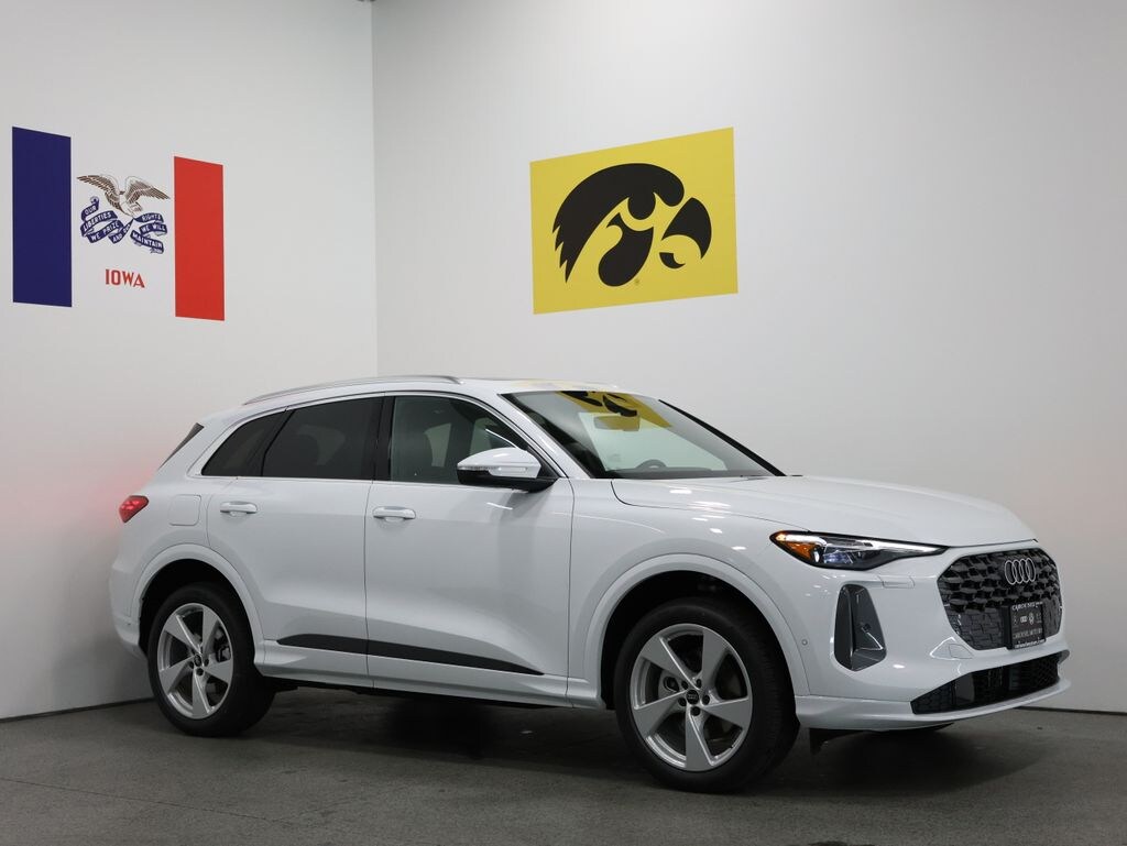New 2026 Audi Q5 2.0T Premium Plus SUV