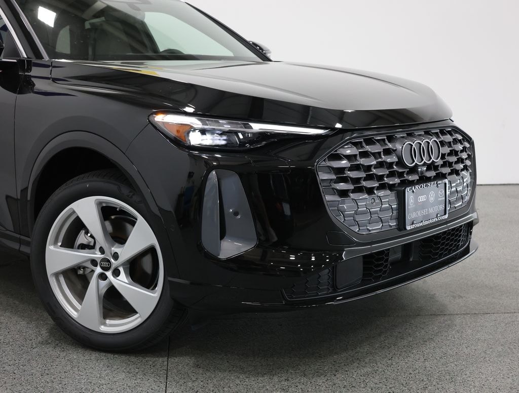 New 2026 Audi Q5 2.0T Premium Plus SUV