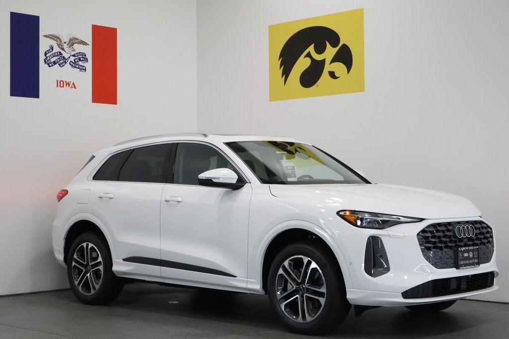 2025 Audi New Q5 Premium's photo