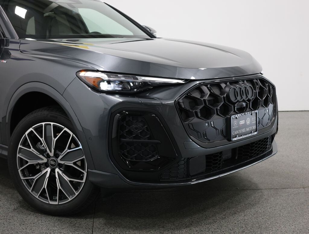 New 2026 Audi Q5 2.0T Premium Plus SUV