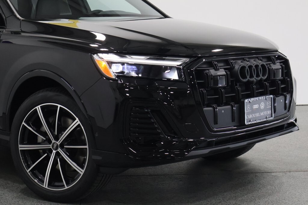 New 2026 Audi Q7 45 Premium Plus SUV