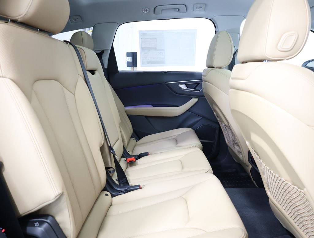 2026 Audi Q7 Prestige - Photo 24
