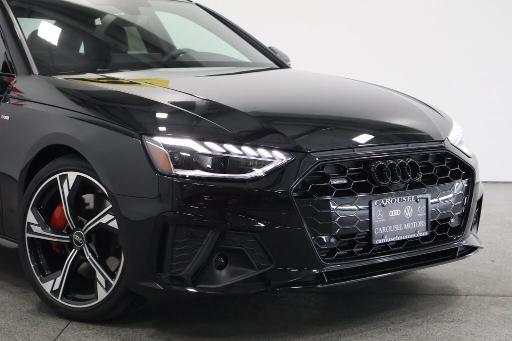 2025 Audi A4 45 S line Premium Plus photo 3