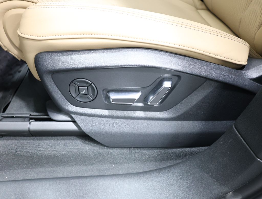 2026 Audi Q7 Prestige - Photo 14