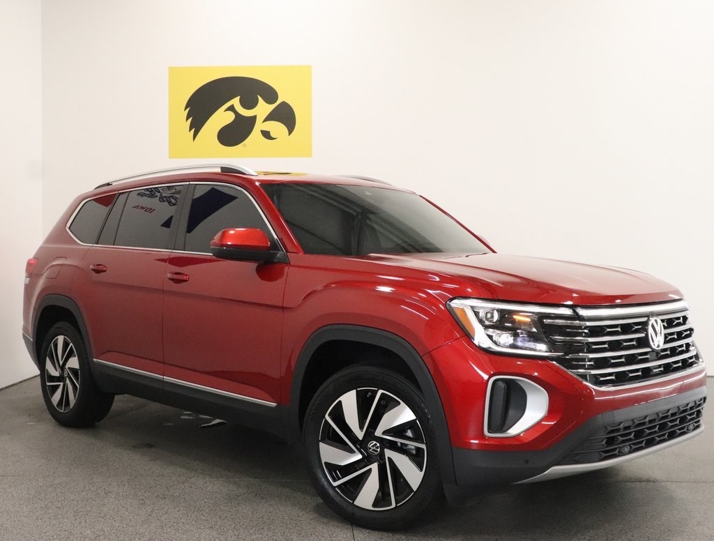 Used 2024 Volkswagen Atlas SEL with VIN 1V2BR2CA8RC543833 for sale in Iowa City, IA