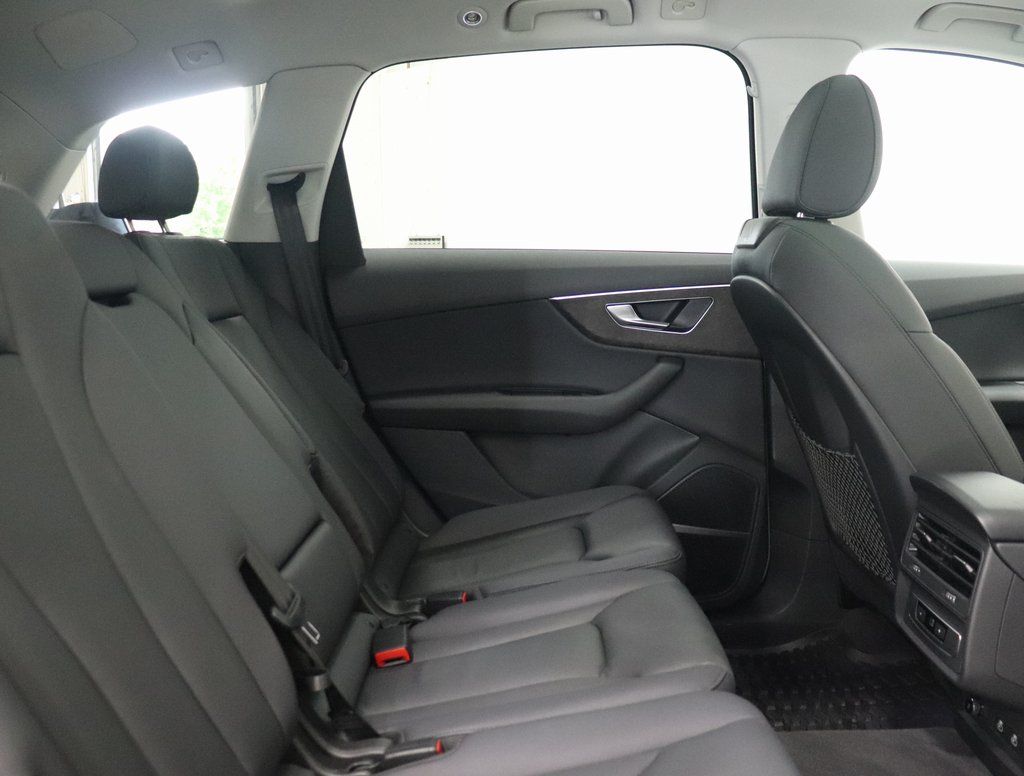 2022 Audi Q7 Premium Plus - Photo 24