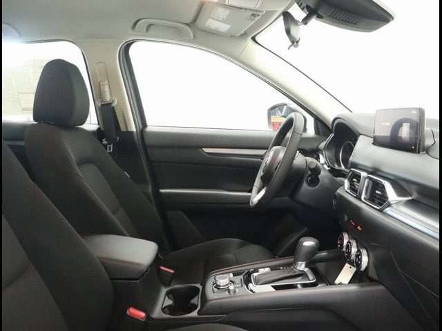 2025 Mazda CX-5 S - Photo 21