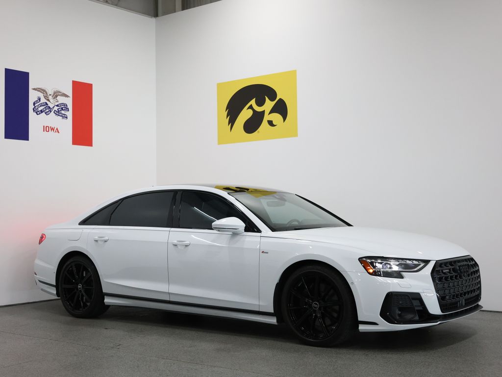 2024 Audi A8 55 TFSI L quattro Tiptronic's photo