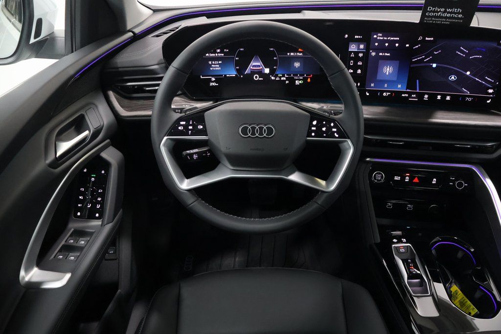 2025 Audi Q5 Premium - Photo 16