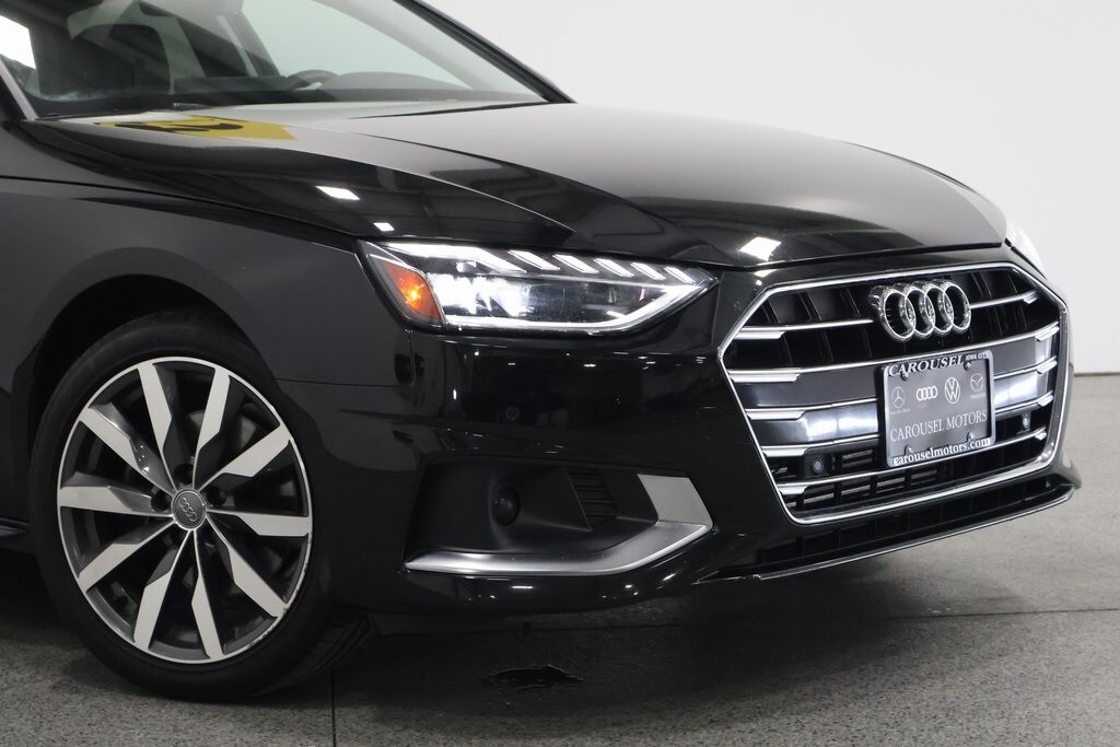 2020 Audi A4 40 Premium Plus photo 2
