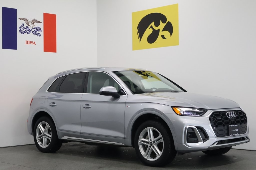 2025 Audi Q5 Premium Plus's photo