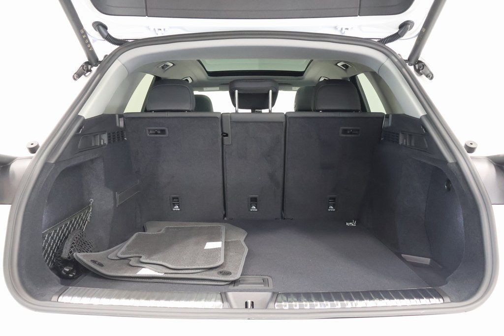 2025 Audi Q5 Premium - Photo 28