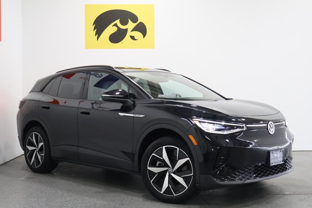 Used 2023 Volkswagen ID.4 PRO S with VIN 1V2GNPE89PC002974 for sale in Iowa City, IA