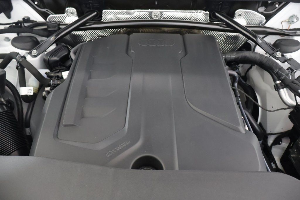 2025 Audi Q5 Premium - Photo 29