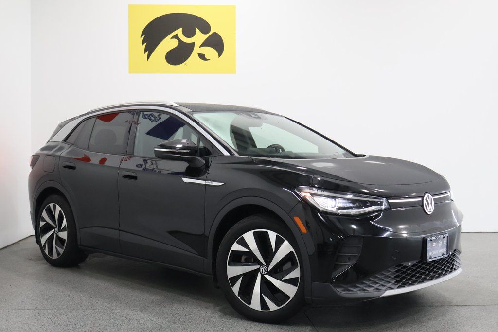 Used 2021 Volkswagen ID.4 PRO S with VIN WVGKMPE24MP060906 for sale in Iowa City, IA