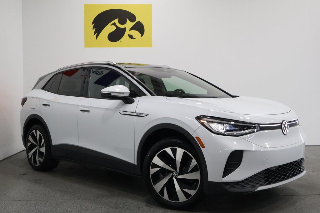 Used 2022 Volkswagen ID.4 PRO S with VIN WVGUNPE26NP055309 for sale in Iowa City, IA
