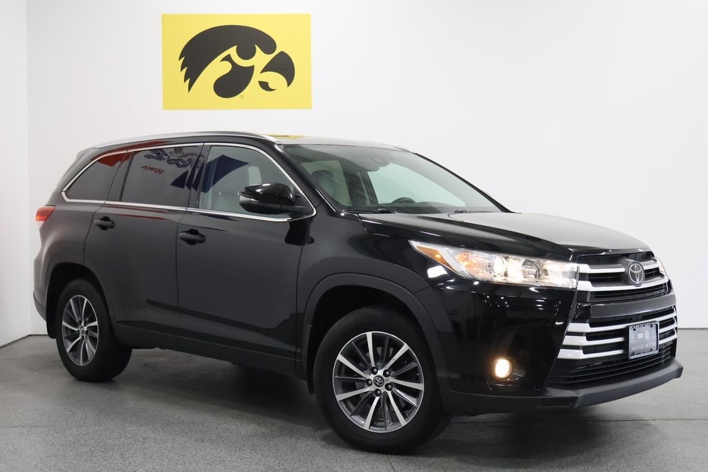 Used 2019 Toyota Highlander XLE SUV