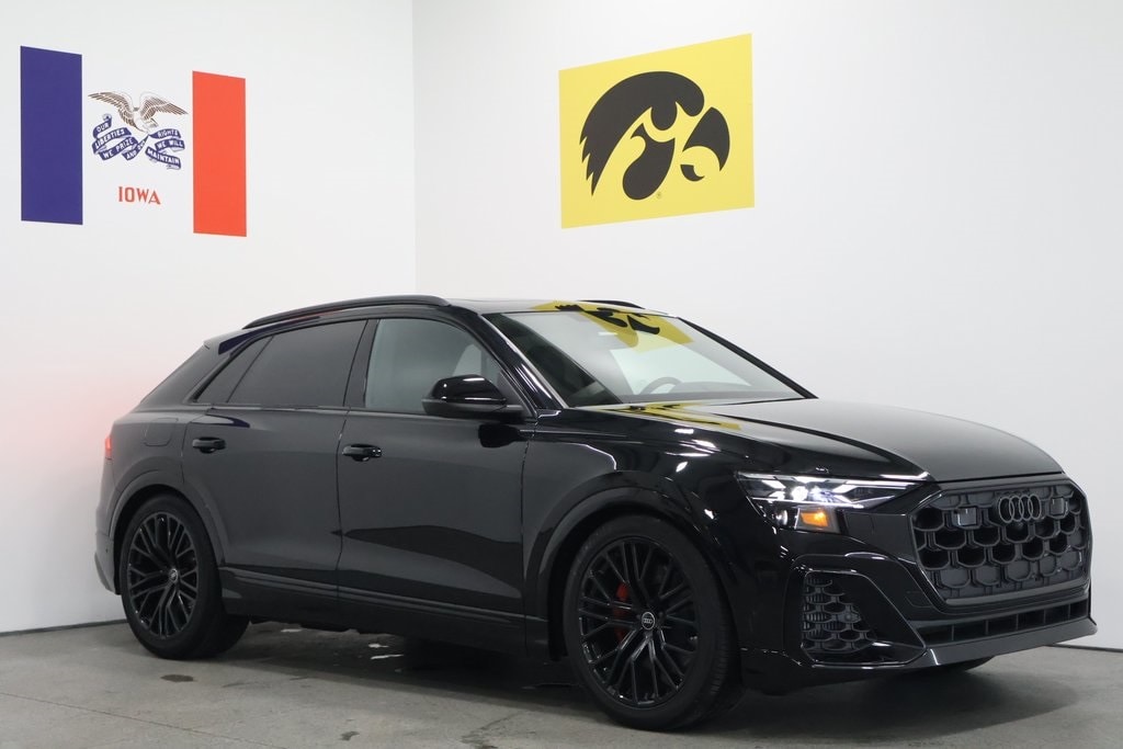 2024 Audi SQ8 Prestige's photo