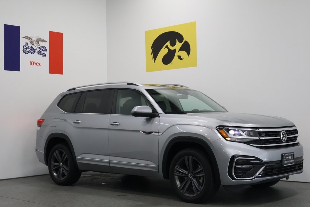 2022 Volkswagen Atlas SEL R-Line's photo