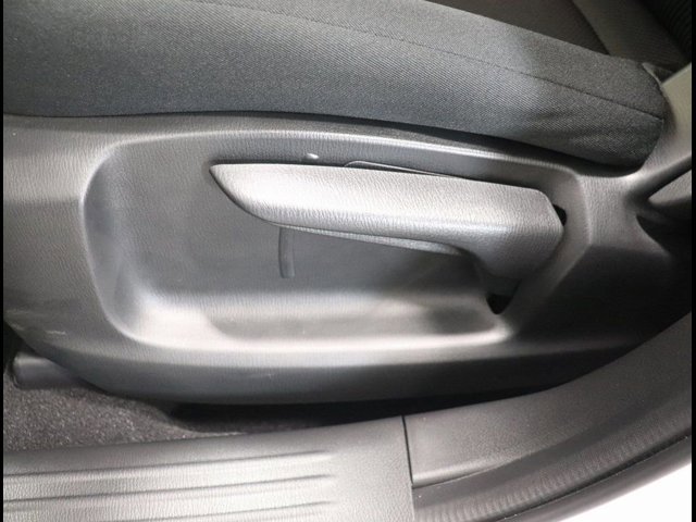 2025 Mazda CX-5 S - Photo 14