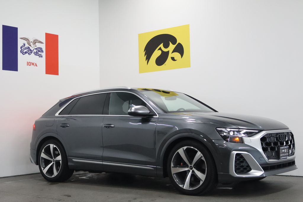 2024 Audi SQ8 Prestige
