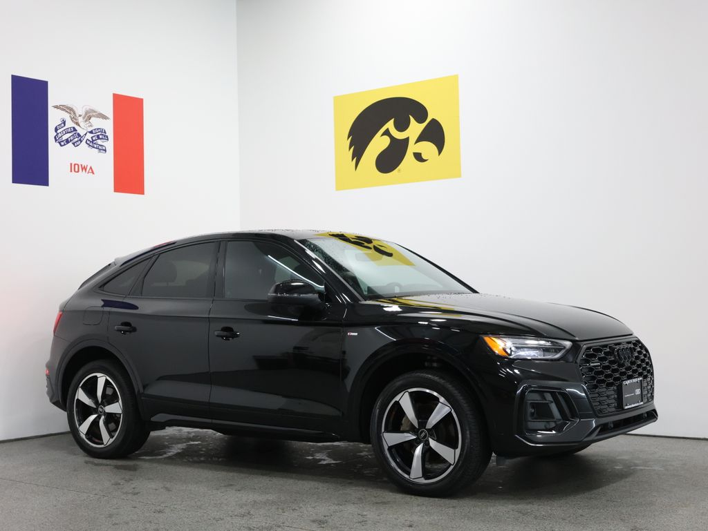 2023 Audi Q5 Sportback 45 Premium Plus's photo