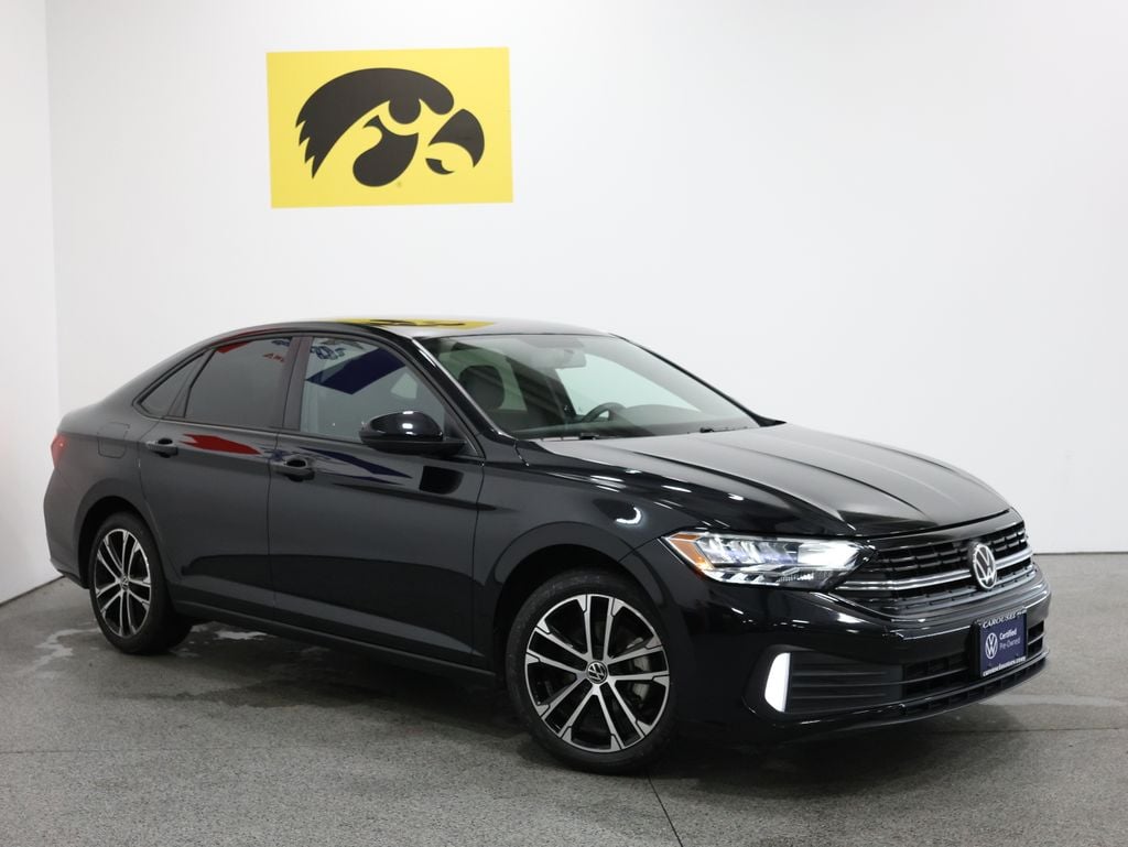 Used 2022 Volkswagen Jetta 1.5T Sport Sedan
